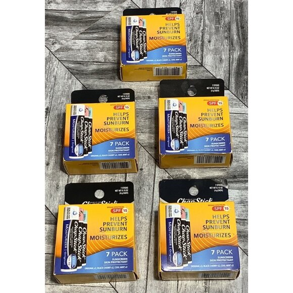 35 ChapStick SPF 15 Lip Balm Variety 7 Pack Sunburn Prevention Moisturizes Lips - Picture 1 of 4